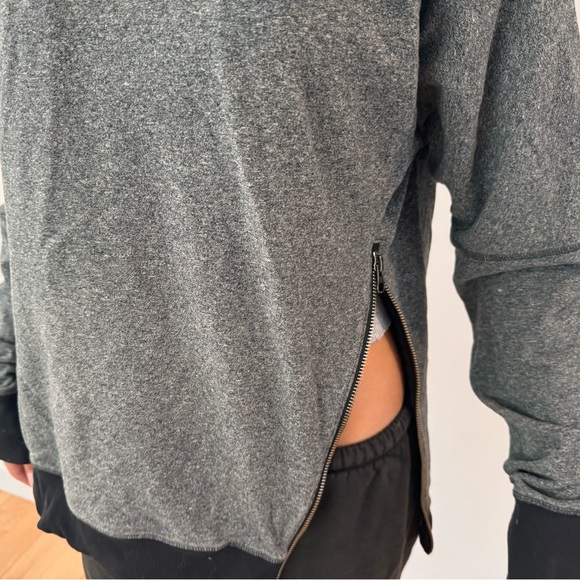 Lululemon sweater - Picture 4 of 6